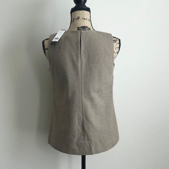 Banana Republic Ruffle Top - Picture 5 of 7